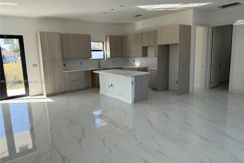 Купить виллу или дом в Лихай-Эйкерс, Флорида 4 спальни, 152.55м2, № 1969296 - фото 4