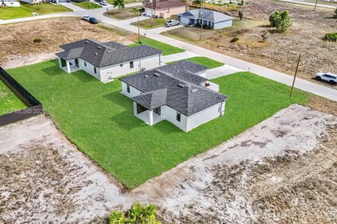 Купить виллу или дом в Лихай-Эйкерс, Флорида 4 спальни, 152.55м2, № 1969296 - фото 28