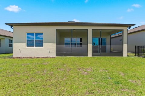 House in Ocala, Florida 2 bedrooms, 180.51 sq.m. № 2200648 - photo 14