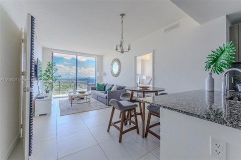 Condominio en venta en Doral, Florida, 2 dormitorios, 95.13 m2 № 1965603 - foto 18