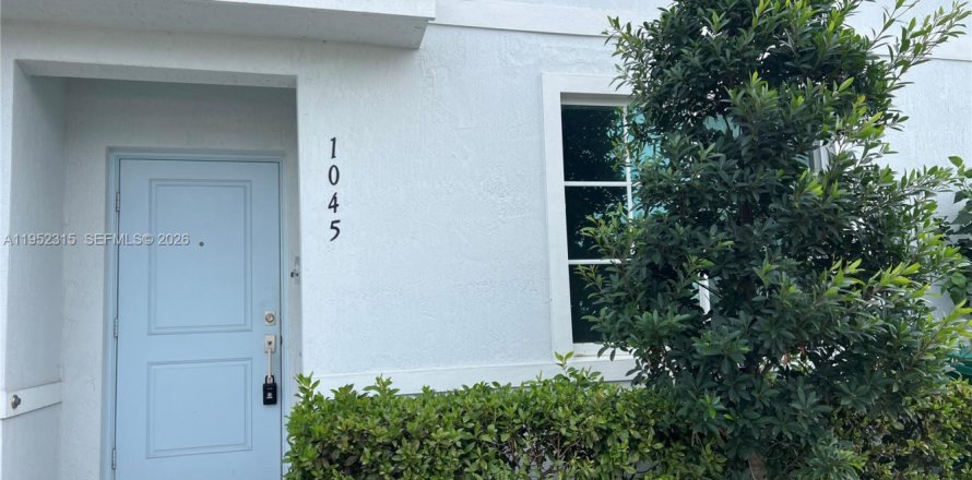 Таунхаус в Флорида-Сити, Флорида 3 спальни, 132.39м2 № 2007367