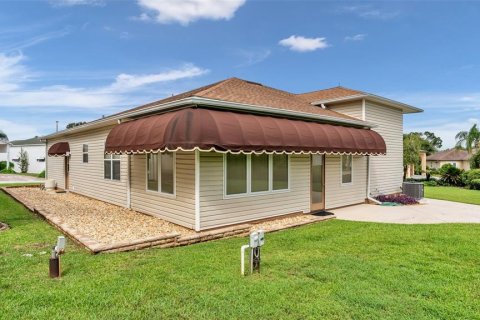 Villa ou maison à vendre à Polk City, Floride: 2 chambres, 161.28 m2 № 2351487 - photo 4