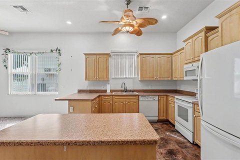 Villa ou maison à vendre à Polk City, Floride: 2 chambres, 161.28 m2 № 2351487 - photo 10
