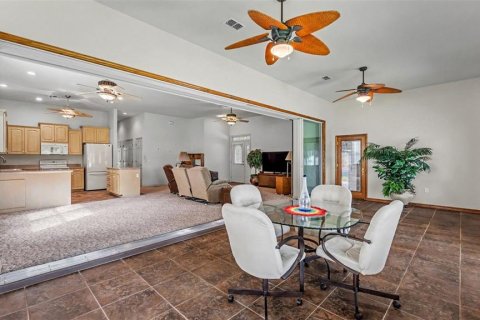 Villa ou maison à vendre à Polk City, Floride: 2 chambres, 161.28 m2 № 2351487 - photo 19