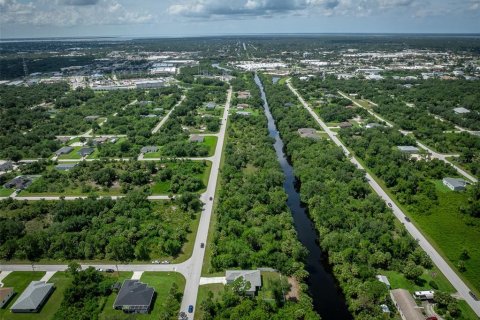 Casa en venta en Port Charlotte, Florida, 3 dormitorios, 154.68 m2 № 1849393 - foto 30
