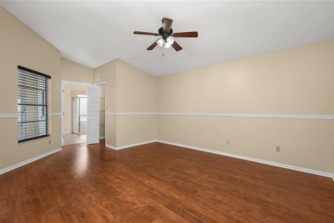 House in Orlando, Florida 3 bedrooms, 126.81 sq.m. № 1848712 - photo 10