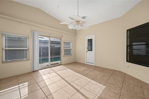 House in Orlando, Florida 3 bedrooms, 126.81 sq.m. № 1848712 - photo 24