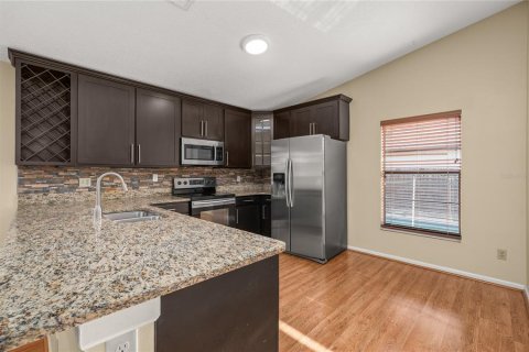 House in Orlando, Florida 3 bedrooms, 126.81 sq.m. № 1848712 - photo 7