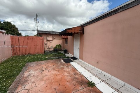 Купить виллу или дом в Майами, Флорида 4 спальни, 170.29м2, № 2049509 - фото 12