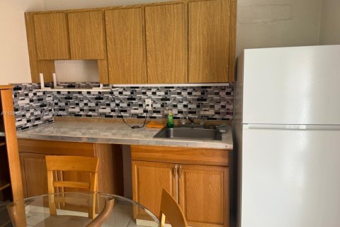 Купить виллу или дом в Майами, Флорида 4 спальни, 170.29м2, № 2049509 - фото 14