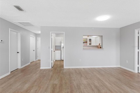 Condominio en venta en Belleair Bluffs, Florida, 2 dormitorios, 146.79 m2 № 1744161 - foto 15