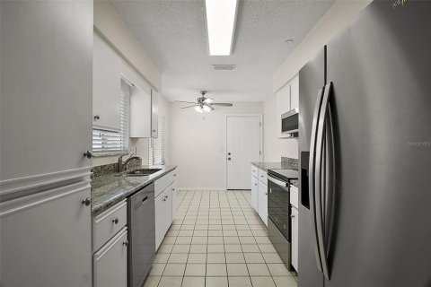 Casa en venta en Summerfield, Florida, 2 dormitorios, 143.81 m2 № 1868854 - foto 4