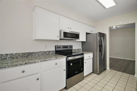 Casa en venta en Summerfield, Florida, 2 dormitorios, 143.81 m2 № 1868854 - foto 11