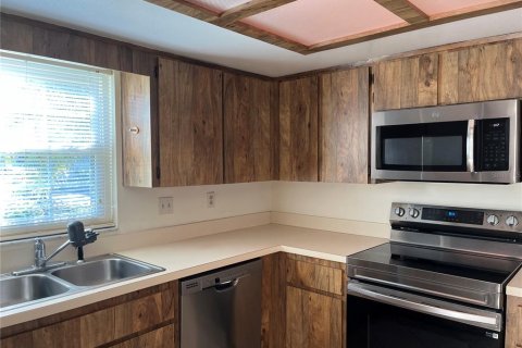 Townhouse in Clearwater, Florida 2 bedrooms, 114.36 sq.m. № 1734358 - photo 6