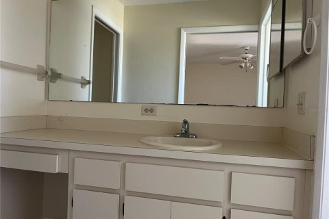 Townhouse in Clearwater, Florida 2 bedrooms, 114.36 sq.m. № 1734358 - photo 16