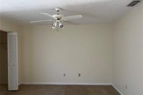 Townhouse in Clearwater, Florida 2 bedrooms, 114.36 sq.m. № 1734358 - photo 11