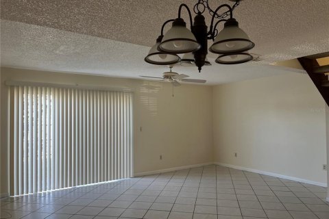 Townhouse in Clearwater, Florida 2 bedrooms, 114.36 sq.m. № 1734358 - photo 7