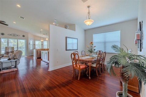 House in Apollo Beach, Florida 3 bedrooms, 188.03 sq.m. № 2227429 - photo 13