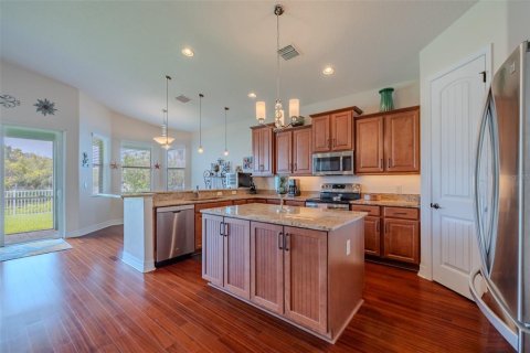 House in Apollo Beach, Florida 3 bedrooms, 188.03 sq.m. № 2227429 - photo 9