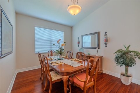 House in Apollo Beach, Florida 3 bedrooms, 188.03 sq.m. № 2227429 - photo 14