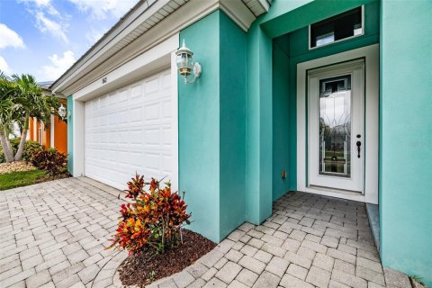 House in Apollo Beach, Florida 3 bedrooms, 188.03 sq.m. № 2227429 - photo 3