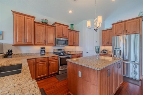 House in Apollo Beach, Florida 3 bedrooms, 188.03 sq.m. № 2227429 - photo 8