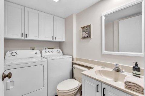 Touwnhouse à vendre à Deerfield Beach, Floride: 2 chambres, 114.83 m2 № 2262872 - photo 15