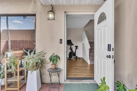 Touwnhouse à vendre à Deerfield Beach, Floride: 2 chambres, 114.83 m2 № 2262872 - photo 5