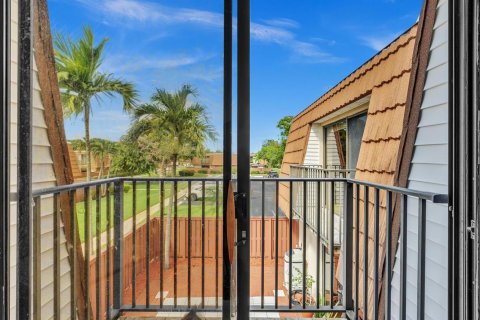 Touwnhouse à vendre à Deerfield Beach, Floride: 2 chambres, 114.83 m2 № 2262872 - photo 22