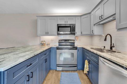 Touwnhouse à vendre à Deerfield Beach, Floride: 2 chambres, 114.83 m2 № 2262872 - photo 9