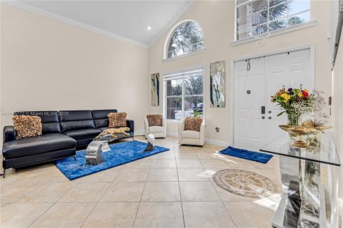 House in Miramar, Florida 4 bedrooms, 254.37 sq.m. № 1893489 - photo 4