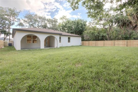 House in Sanford, Florida 4 bedrooms, 207.45 sq.m. № 2101976 - photo 25