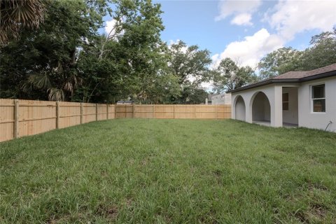 House in Sanford, Florida 4 bedrooms, 207.45 sq.m. № 2101976 - photo 26