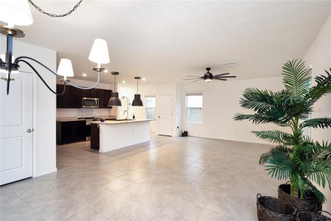 Villa ou maison à vendre à New Port Richey, Floride: 4 chambres, 209.96 m2 № 2222376 - photo 11