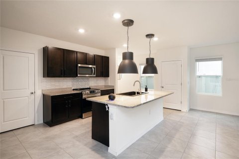 Villa ou maison à vendre à New Port Richey, Floride: 4 chambres, 209.96 m2 № 2222376 - photo 12