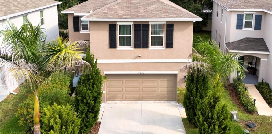 Villa ou maison à New Port Richey, Floride 4 chambres, 209.96 m2 № 2222376