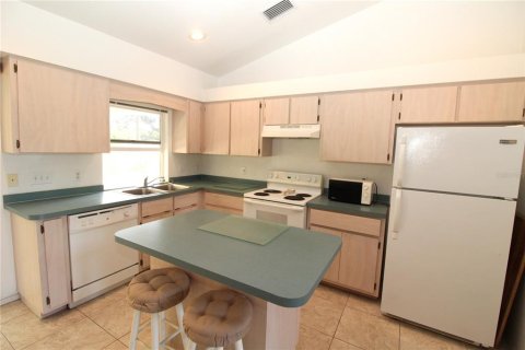 House in Port Charlotte, Florida 3 bedrooms, 117.8 sq.m. № 1724602 - photo 20