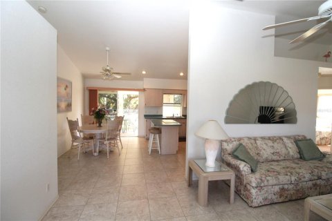 House in Port Charlotte, Florida 3 bedrooms, 117.8 sq.m. № 1724602 - photo 15