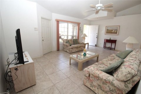 House in Port Charlotte, Florida 3 bedrooms, 117.8 sq.m. № 1724602 - photo 12