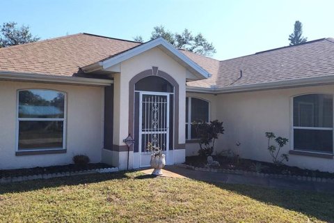 House in Port Charlotte, Florida 3 bedrooms, 117.8 sq.m. № 1724602 - photo 4