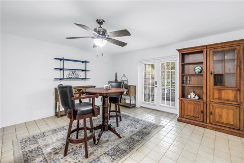 Townhouse in Seminole, Florida 3 bedrooms, 185.62 sq.m. № 1884961 - photo 13