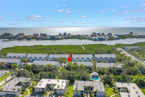 Townhouse in Seminole, Florida 3 bedrooms, 185.62 sq.m. № 1884961 - photo 1