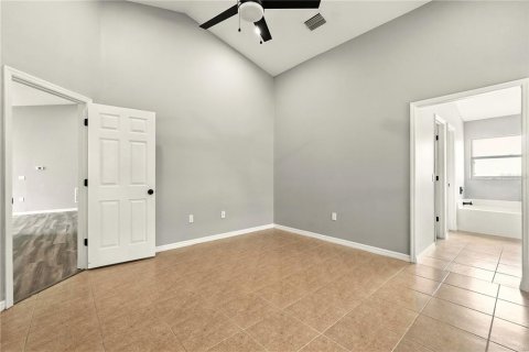 Villa ou maison à louer à Kissimmee, Floride: 3 chambres, 144.83 m2 № 2379233 - photo 25