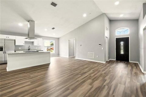 Villa ou maison à louer à Kissimmee, Floride: 3 chambres, 144.83 m2 № 2379233 - photo 8