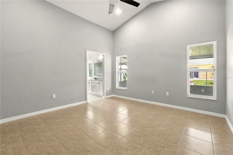 Villa ou maison à louer à Kissimmee, Floride: 3 chambres, 144.83 m2 № 2379233 - photo 24
