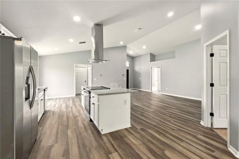 Villa ou maison à louer à Kissimmee, Floride: 3 chambres, 144.83 m2 № 2379233 - photo 21
