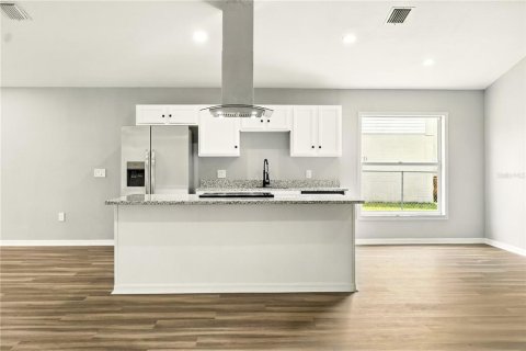 Villa ou maison à louer à Kissimmee, Floride: 3 chambres, 144.83 m2 № 2379233 - photo 16