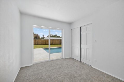 House in Pinellas Park, Florida 2 bedrooms, 101.36 sq.m. № 1911594 - photo 24