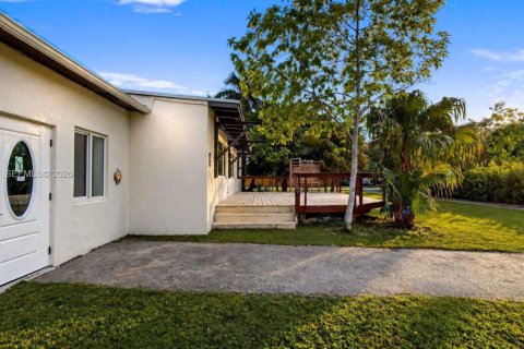 Propiedad comercial en venta en Homestead, Florida № 2091132 - foto 26