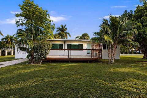 Propiedad comercial en venta en Homestead, Florida № 2091132 - foto 25
